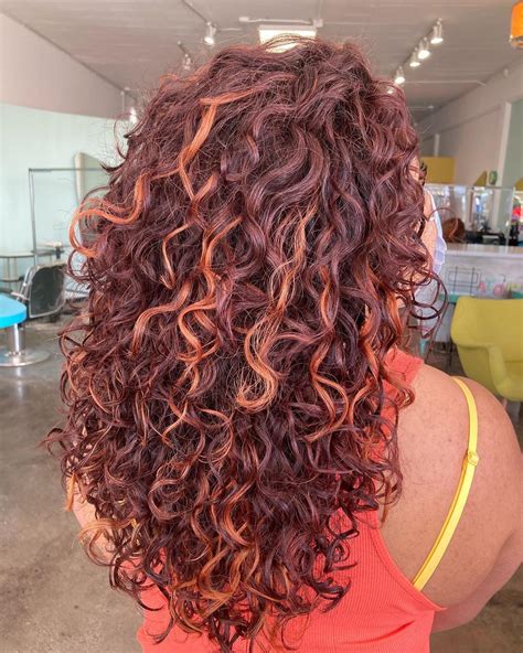 Red Highlights On Curly Hair - Beatrice Zion