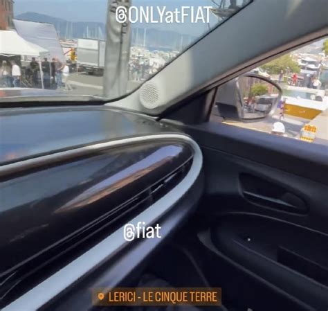 Nuova Fiat 600 Prime Immagini Degli Interni