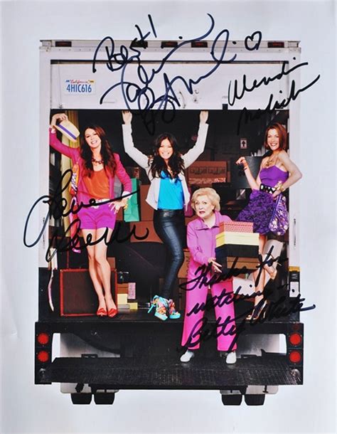 Hot In Cleveland Cast Signed Photo X4 Betty White Valerie Bertinelli