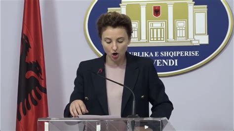 Mbyllja E Kopshtit Zubejde Hanim Deputetja E Pl Traumë Dhe Dëm I Madh