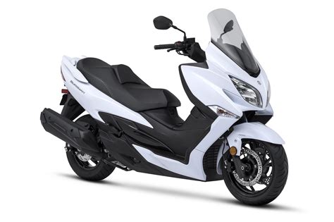 Suzuki Burgman 400 | Motor Scooter Guide