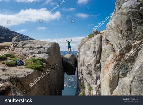 1,406 Kjeragbolten Norway Images, Stock Photos & Vectors | Shutterstock