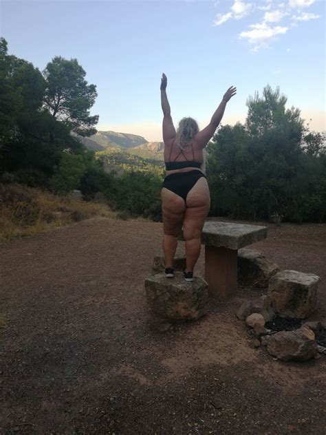 Walk In The Woods Big BBW Ass Pure Mature MILF Ass Pics XHamster