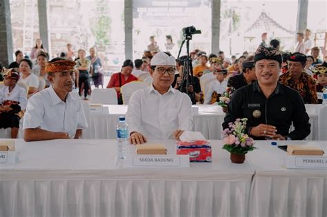 Sekda Adi Arnawa Buka Lomba Kesenian Bali Di Abiansemal KabarBaliHits