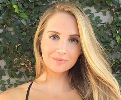 Amanda Elise Lee S Plastic Surgery Boob Job See Transformation Viral Surgery