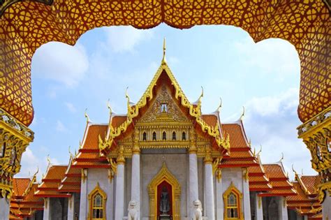 Premium Photo | Marble temple in bangkok thailand