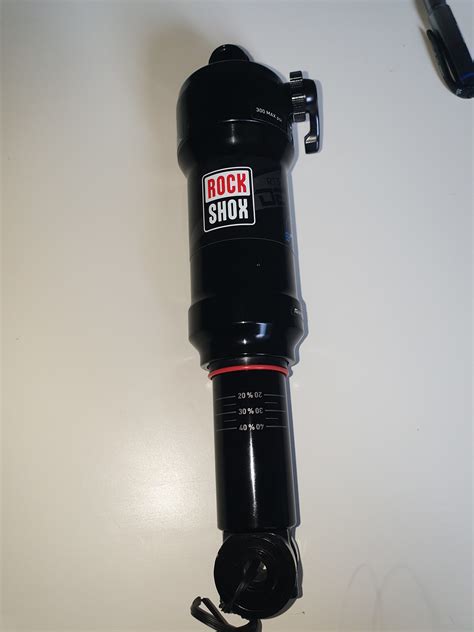 Rockshox Monarch Deluxe Rt Bearing Mount X Mm Rapidrecovery