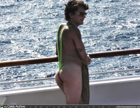 John Mayer Flashing Bare Ass Naked Male Celebrities