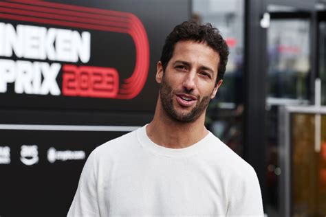 F Ricciardo Rompe Il Silenzio Dopo Linfortunio Foto