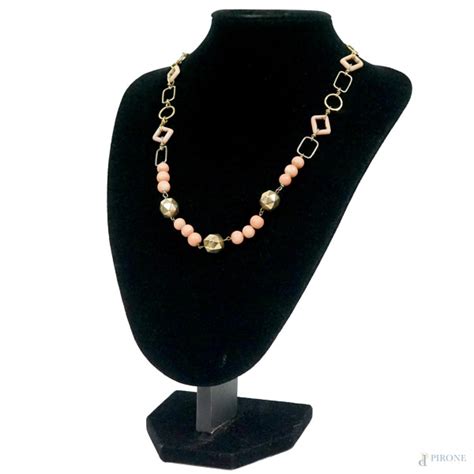 Collana In Oro Di Diverse Carature Metallo Dorato E Corallo Rosa