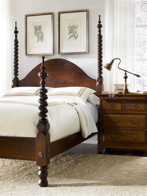 Barley Twist Four Poster Bed With Shortened Footboard Posts