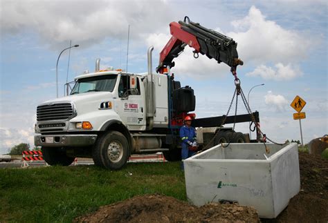 Knuckle Booms 18 Ton Encore Trucking Transport Ltd