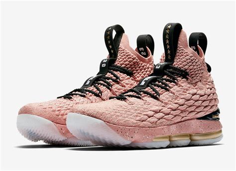 Nike Une Lebron 15 Rose Et Des Collaborations En Pagaille Pour Le All