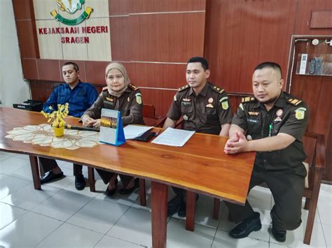 BREAKING NEWS Kades Pungsari Sragen Resmi Ditetapkan Jadi Tersangka