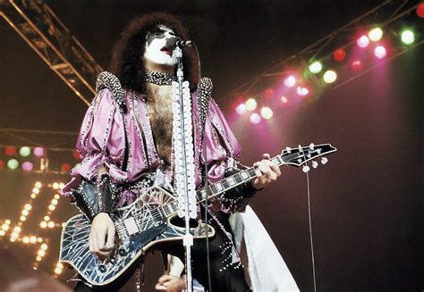 Pin De Kiss Lady En Paul Stanley Bandas De Rock Metal Banda De Rock