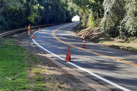 Der Pr Conclui Obras De Conserva O Da Rodovia De Km Entre Cianorte