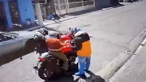 Ladr N Muere Segundos Despu S De Robar Moto A Abuelito Video El