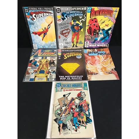 DC COMICS BOOK LOT