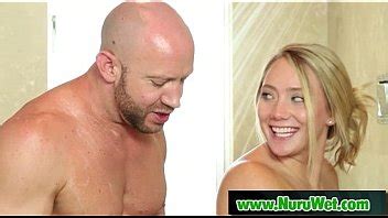 Asiático belleza da un increíble japonés Nuru masaje 08 XVIDEOS