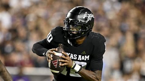 Texas A M Vs South Carolina Prediction Odds And Key Players To Watch