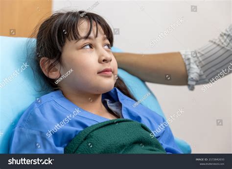 Portrait Sick Little Girl Lying Bed Stock Photo 2172842033 | Shutterstock