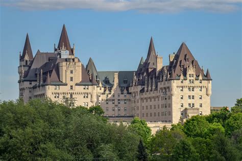 10 Fairy Tale Castles In Canada You Can Visit Travel Bliss Now