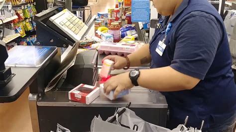 Fastest Cashier At Wal Mart Youtube