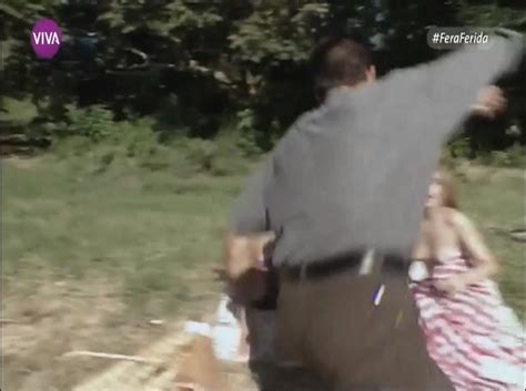 Naked Deborah Evelyn In Fera Ferida