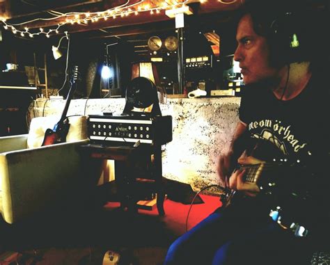 Twiggy Branches debuts its Garage Glam live: tonight at Gateway (4/26 ...