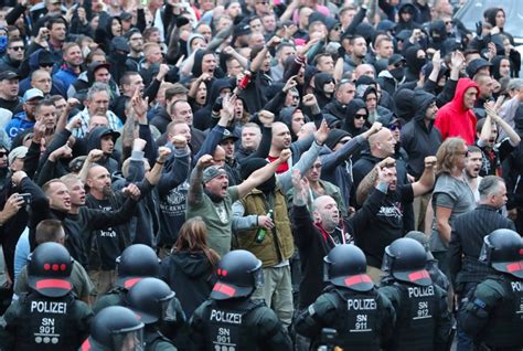 Bild Zu Fanforscher Robert Claus Hooligans Sind Heute