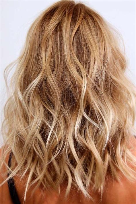 22 Beach Wavy Hairstyles For Medium Length Hair Blond Californien