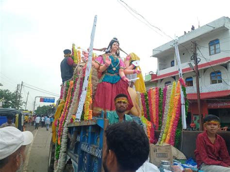 Devi Maas Immersion Took Place With The Running Ceremony Of Dandiya