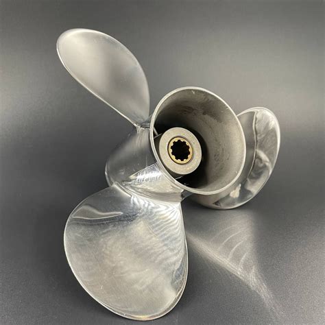 Винт для лодки YHS Гребной винт Tohatsu 25-30 (3x9.9x13) (Сталь ...