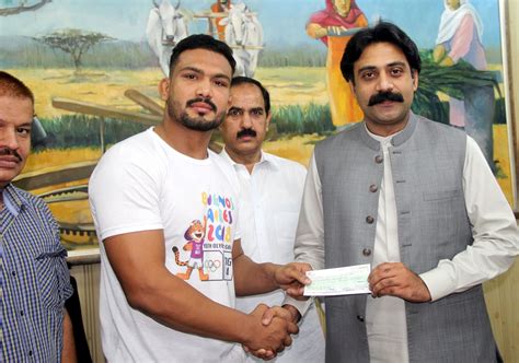 Punjab Sports Minister Rai Taimoor Khan Bhatti Awards Cheque Of Rs