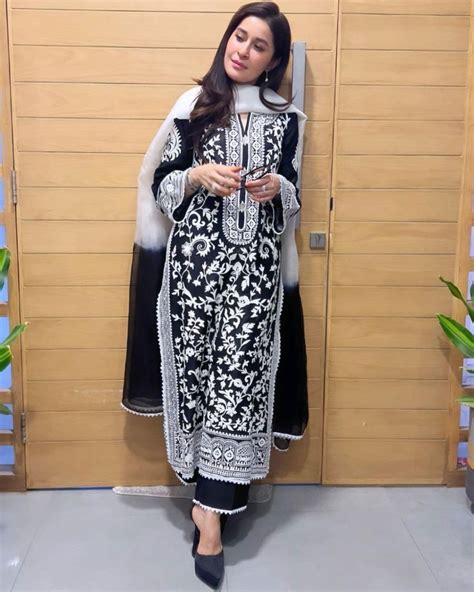 Casual Black Pure Georgette Embroidery Work Pakistani Suit