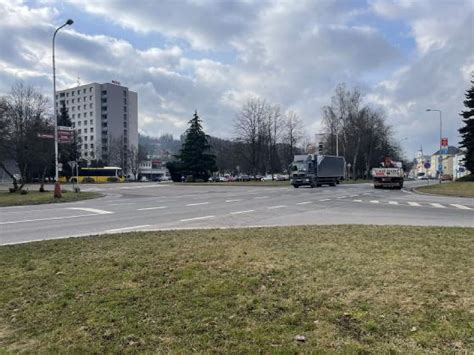 Kruh K Na Zkou Ku Trutnov Otestuje Pravu K I Ovatky Kv Li Kolon M