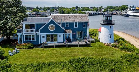 On The Market A Hyannis Home With Its Own Lighthouse