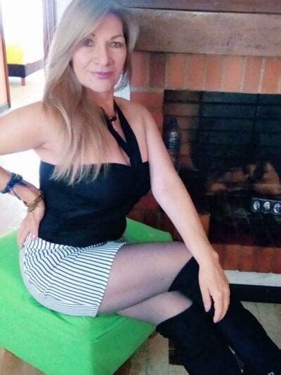Samantha Mature Stripchat Webcam Model Profile Free Live Sex Show Cam Joy