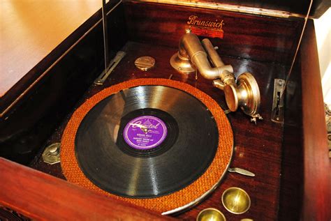 1920s Brunswick York Model Phonograph Ebth