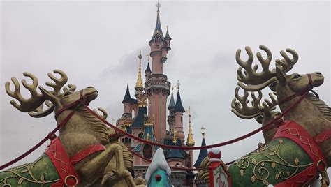 Coronavirus Disneyland Paris Prend Des Mesures Face L Pid Mie