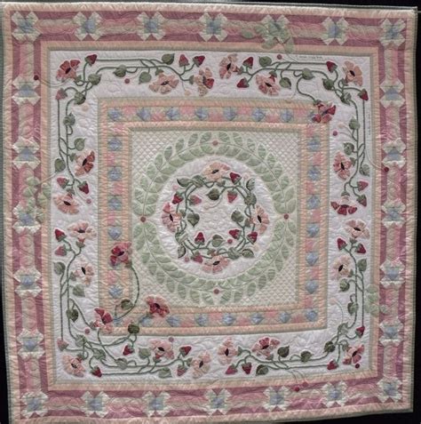 Vine Flowers Quilt From Australia Applique Quilts Quilting Designs