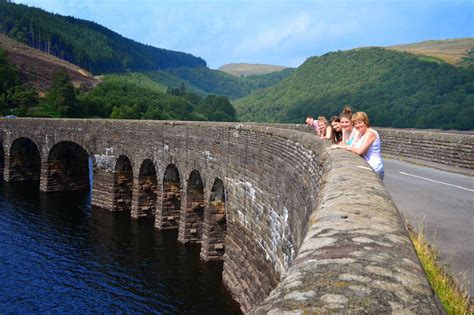 The Rhayader Dams - Under The Scottish Rain