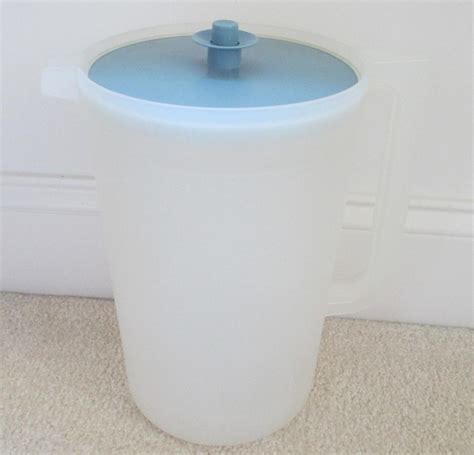 Vintage Tupperware Sheer Gallon Pitcher Push Button Blue Lid