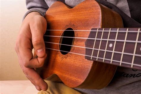 Concert Ukulele Tuning: Standard, DGBE and more – Fret Expert