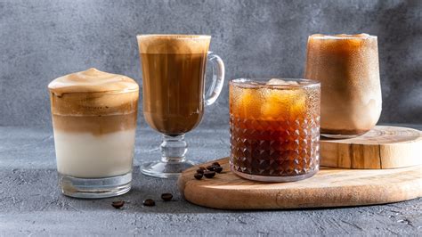 Get To Know Your Cold Coffee Types: Iced, Cold Brew, And Nitro