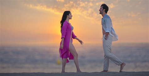 Shraddhas Hot Swimsuit Avatar And Hot Chemistry With Ranbir Makes Tere