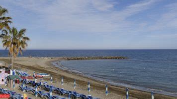 Spiagge Di San Lorenzo Al Mare Liguria Trovaspiagge It