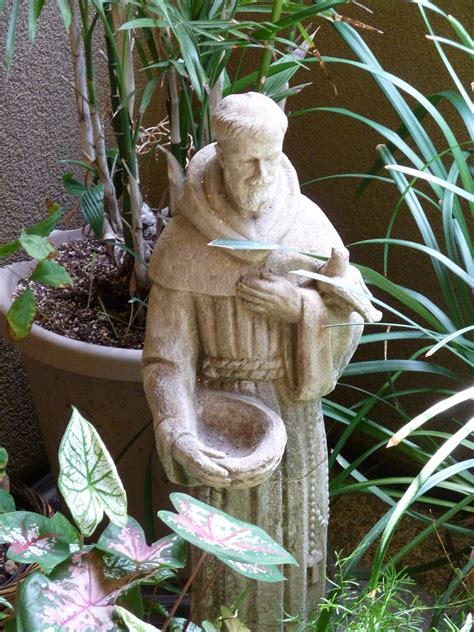 St Francis Of Assisi Small Statue Of St Francis In A Gar Flickr