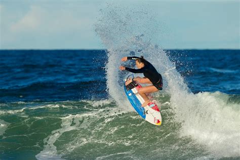 No Contest 2021: Australia surfing video highlights