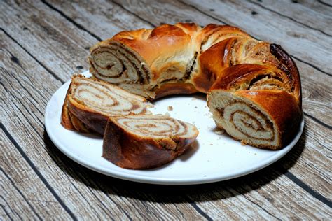 Baked Pies and Breads · Free Stock Photo